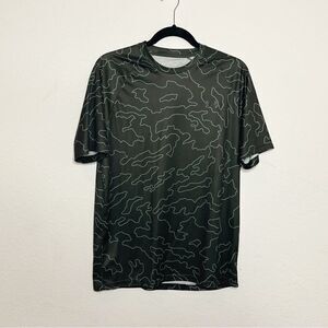 🍋 Under Armour • Men’s Camo Loose Fit T-Shirt Dark Gray & Teal Size M